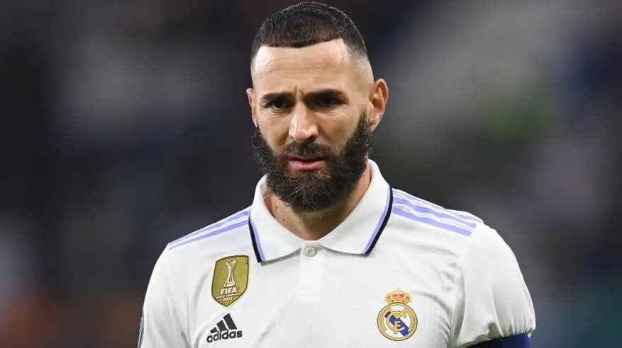 الاتحاد يعلن رسميًا تعاقده مع كريم بنزيما