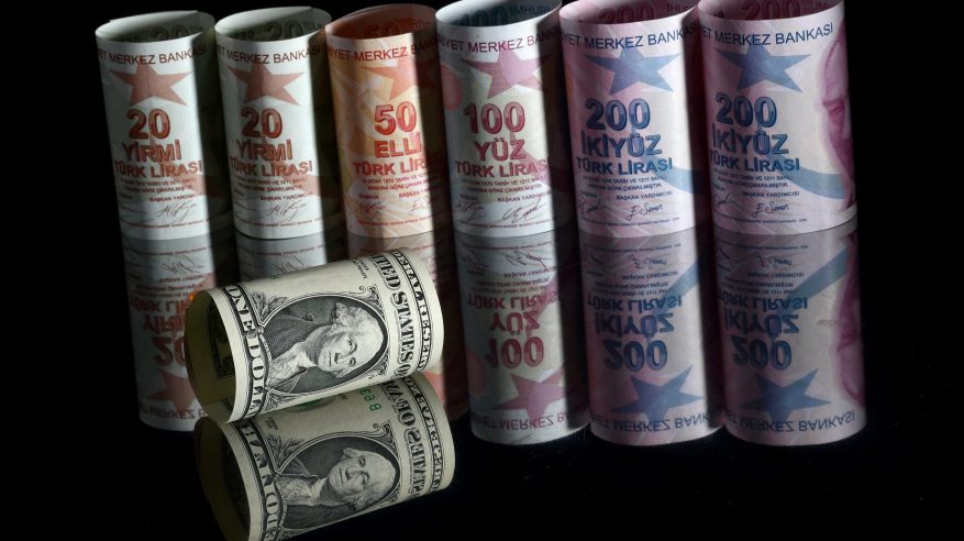 هبوط جديد لـ الليرة التركية أمام الدولار