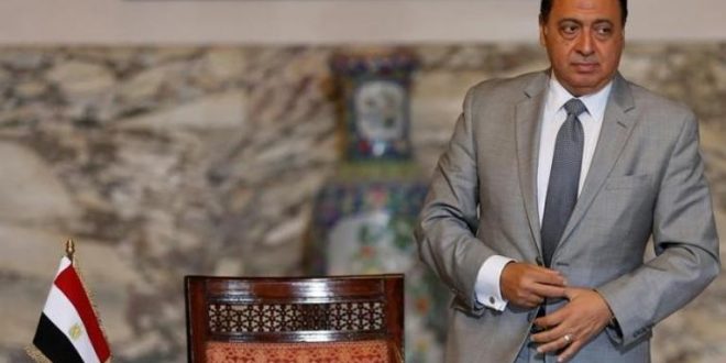 خطأ طبي ينهي حياة وزير مصري