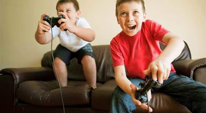 الألعاب الإلكترونية تؤدي إلى سلوكيات منحرفة لدى الأبناء