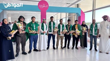 المنتخب السعودي للأحياء يصل أرض الوطن و”المواطن” توثق استقبال الأبطال