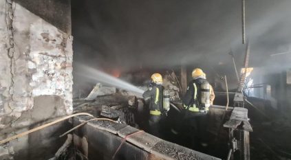 حريق يلتهم مطعماً في الرياض بسبب وميض لحظي