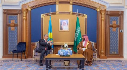 ولي العهد يلتقي رئيس كازاخستان