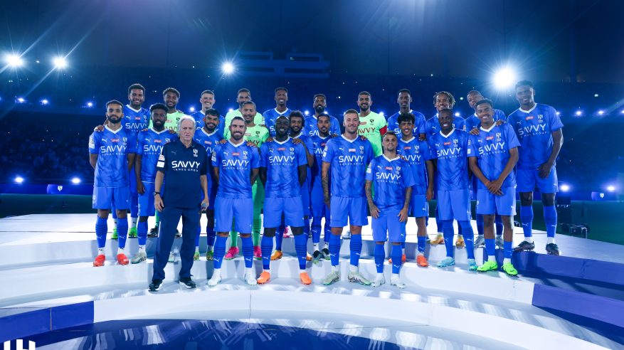 جانب من استقبال جماهير الهلال للصفقات الجديدة