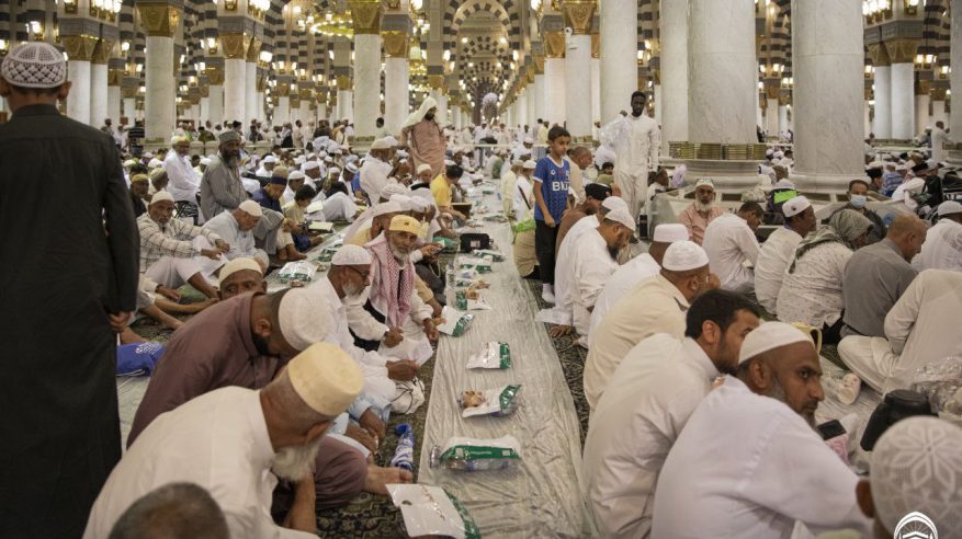 شؤون المسجد النبوي تكثف استعداداتها لاستقبال الصائمين بيوم عاشوراء