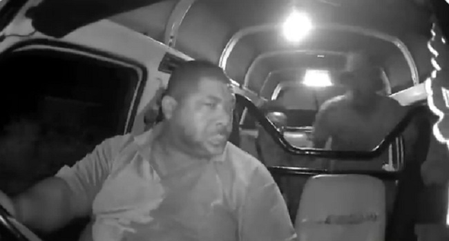 جرأة سائق تثير هلع لصوص حاولوا سرقته
