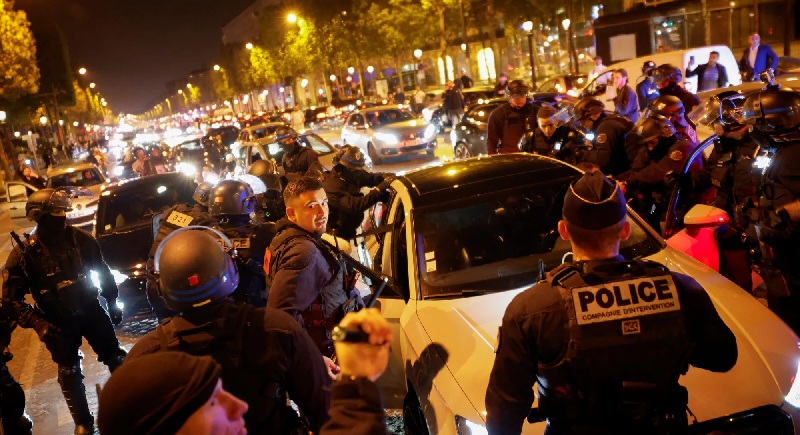 فرنسا تعتقل 719 شخصًا في ليلة الاحتجاجات الخامسة