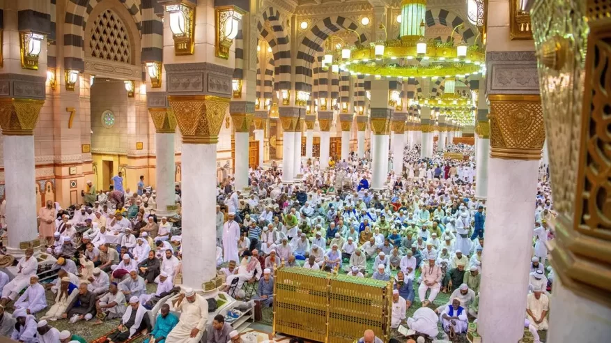 المسجد النبوي يكتظ بالحجاج في أجواء روحانية وإيمانية
