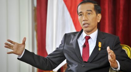 الرئيس الإندونيسي في مكان آمن بعد زلزال جايابورا