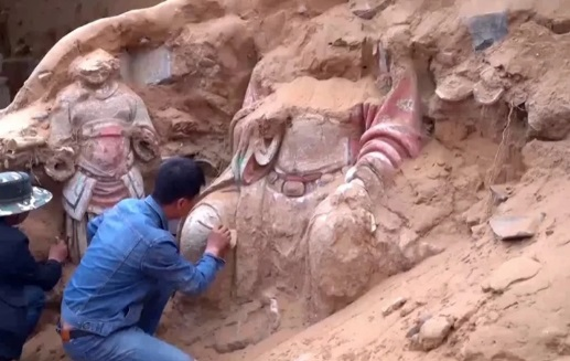 اكتشاف 22 مقبرة بالصين عمرها 1600 عام