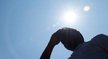 6 أعراض تنبهك للإصابة بضربة الشمس