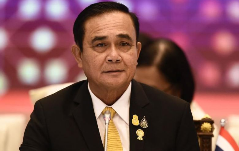 رئيس وزراء تايلاند يعتزل الحياة السياسية