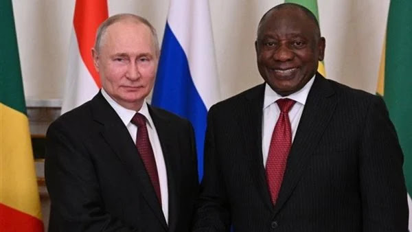 رئيس جنوب إفريقيا: اعتقال بوتين خلال قمة بريكس بمثابة إعلان حرب