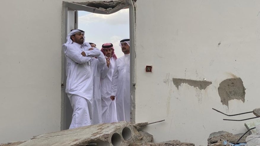 لقطات من موقع انهيار مبنى تحت الإنشاء في حبونا