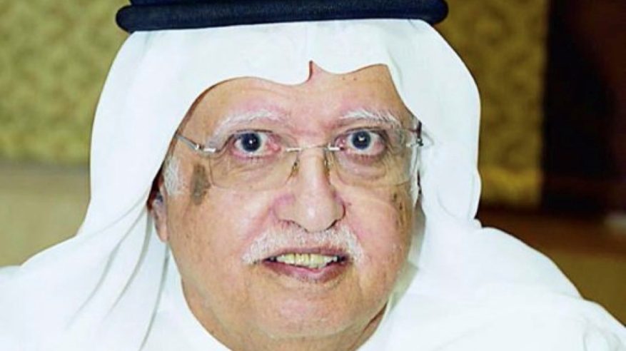 وفاة عبدالعزيز الدخيل بعد معاناة مع المرض
