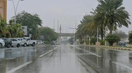 أمطار غزيرة على مكة وعسير وجازان للمساء