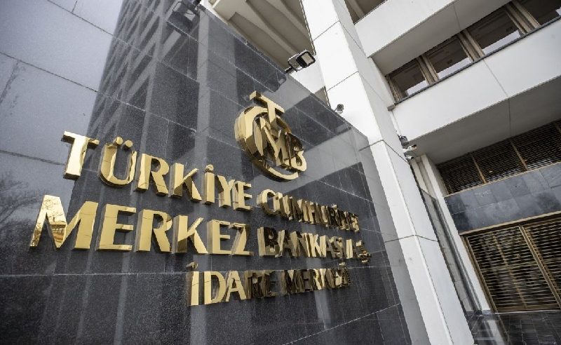 البنك المركزي التركي يرفع الفائدة إلى 25%