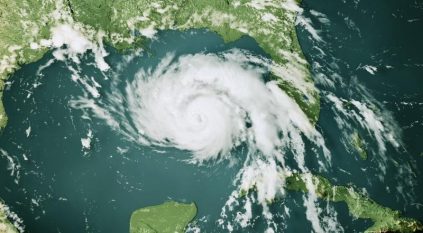 تحذير للسعوديين في فلوريدا من العاصفة إيداليا