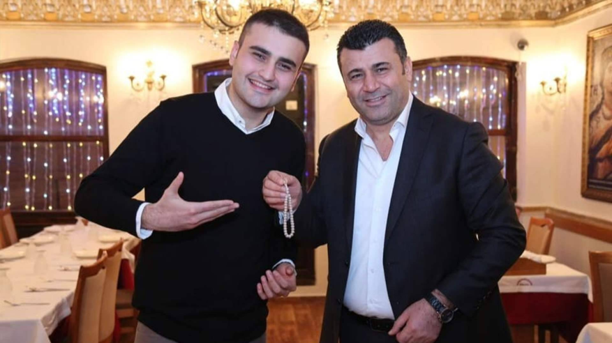لحظة تصالح الشيف بوراك مع والده بعد شهر من الخلافات