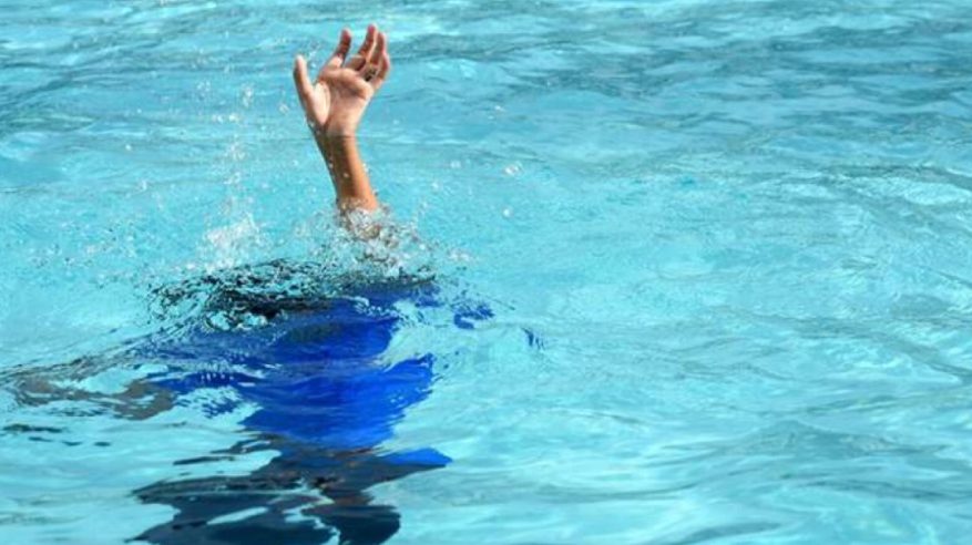 حرس الحدود ينقذ مواطنًا من الغرق أثناء السباحة بالشرقية
