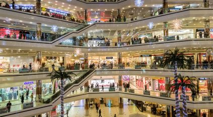 الماركات أحد مظاهر التفاخر أم جودة تستحق؟