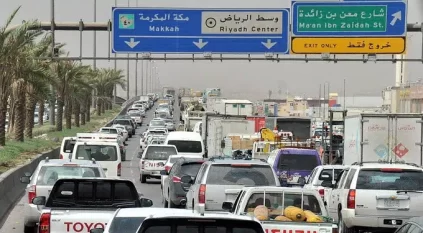 زحام طرق الرياض يتواصل مع عودة المدارس والمواطنون يشتكون