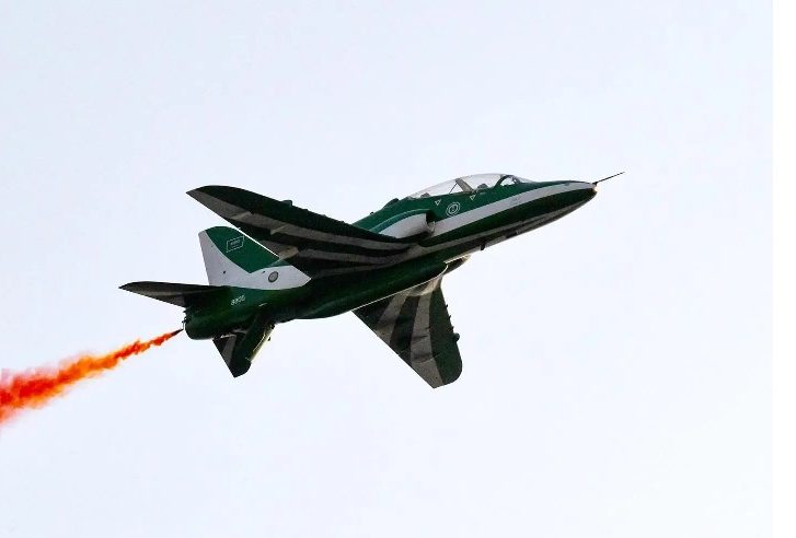 الصقور السعودية في سماء جدة احتفاءً باليوم الوطني