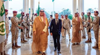 خالد بن سلمان يستقبل وزير القوات المسلحة الفرنسية