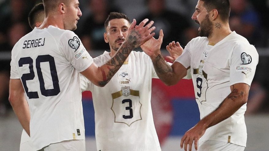 هاتريك ميتروفيتش يقود صربيا لفوز ثمين أمام ليتوانيا