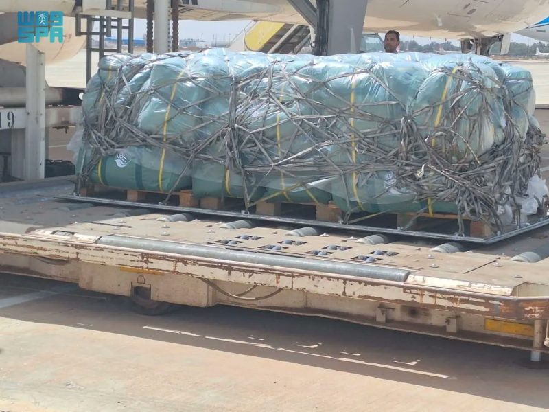 وصول الطائرة الإغاثية السعودية الثالثة إلى ليبيا لمساعدة المتضررين من الفيضانات