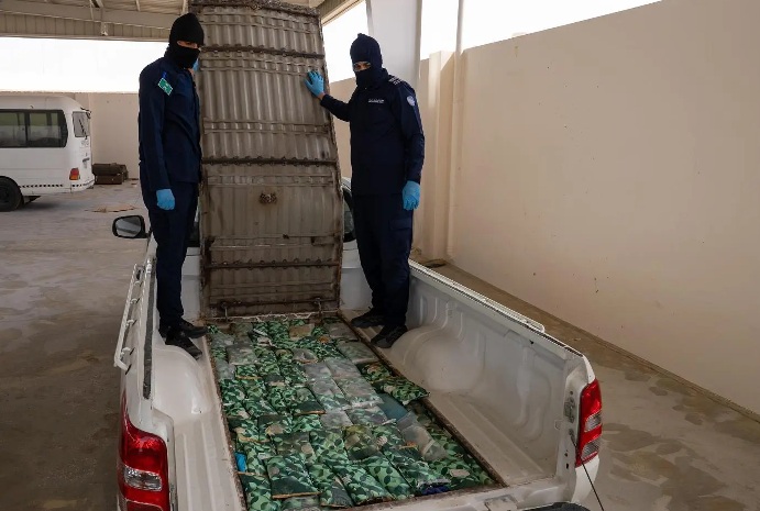 إحباط تهريب أكثر من 114 كيلو حشيش بمنفذ الربع الخالي