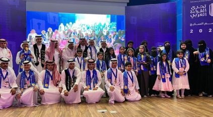 تكريم الطلبة المتأهلين لمسابقة تحدي القراءة العربي