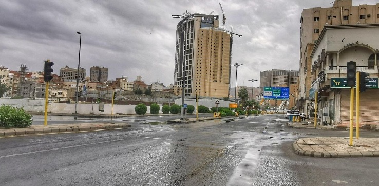 تحذير: أمطار غزيرة على مكة والمدينة المنورة للمساء