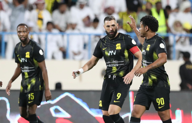 خسارة الأخدود ضد الاتحاد والعميد في الصدارة مؤقتًا