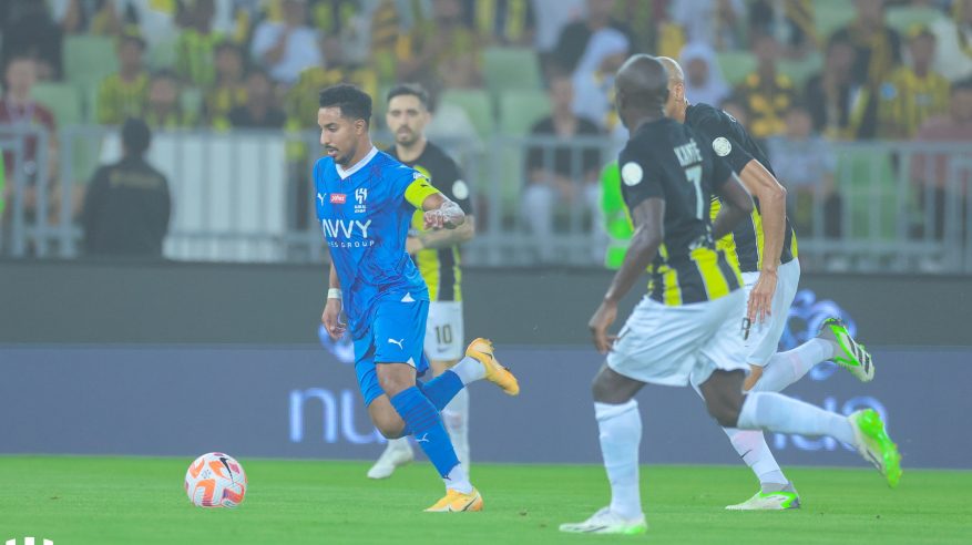 سالم الدوسري يمنح التقدم لـ الهلال لأول مرة بالهدف الرابع