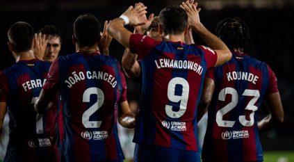 برشلونة يصعد لـ صدارة الدوري الإسباني بخماسية في بيتيس