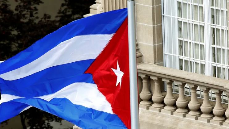 هجوم بالمولوتوف يستهدف سفارة كوبا في واشنطن