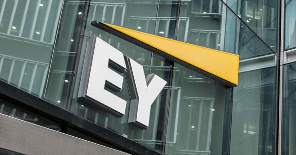 وظائف إدارية وهندسية شاغرة لدى شركة EY