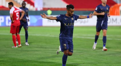 عبدالرحمن غريب يصحح خطأه ويسجل هدف التعادل لـ النصر