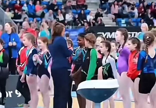 طفلة رياضية ضحية لموقف عنصري والفيديو يثير ضجة عبر الإنترنت
