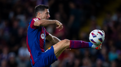 ناديان من دوري روشن يرغبان في ضم ليفاندوفسكي