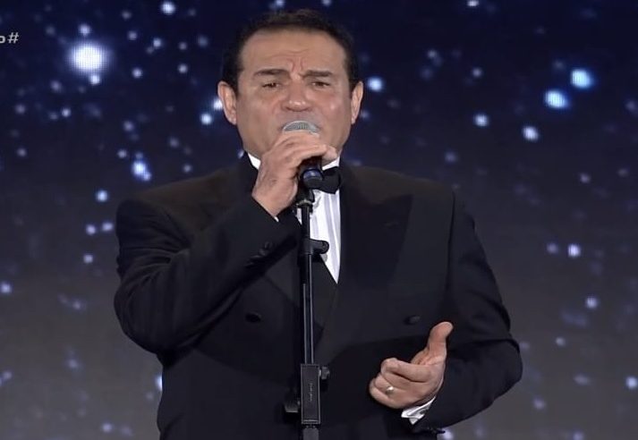 محمد ثروت يتألق بعذوبة صوته وجمال أغانيه في جدة