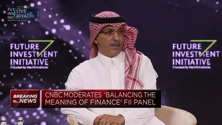 محمد الجدعان: السعودية تعطي الأولوية لتهدئة الاضطرابات في المنطقة