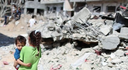 حقوق الإنسان وحماية أطفال غزة