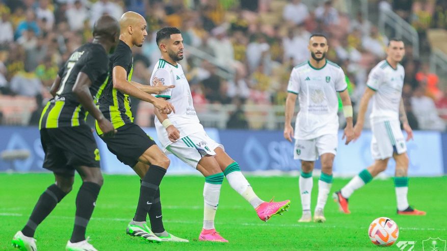 الأهلي يواصل تفوقه في الديربي بالجوهرة