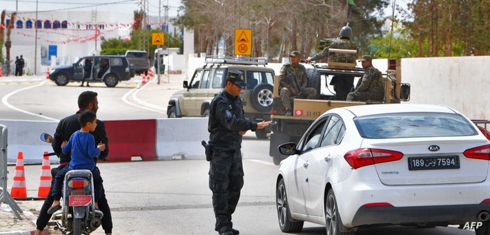 فرار 5 سجناء بقضايا قتل سياسيين ورجال شرطة في تونس