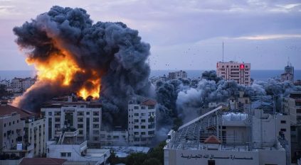 إسرائيل تستأنف الهجوم على غزة بعد انتهاء الهدنة