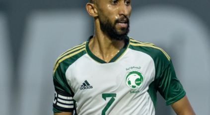 سلمان الفرج يُحرز الهدف الأول لـ منتخب السعودية