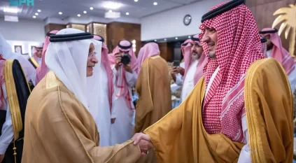عبدالعزيز بن سعود يستقبل عددًا من أهالي الشرقية