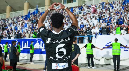 جماهير الهلال تدافع عن علي البليهي: اعتذر بلباقة !
